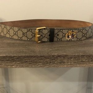 Gucci Tiger Print GG Supreme Belt